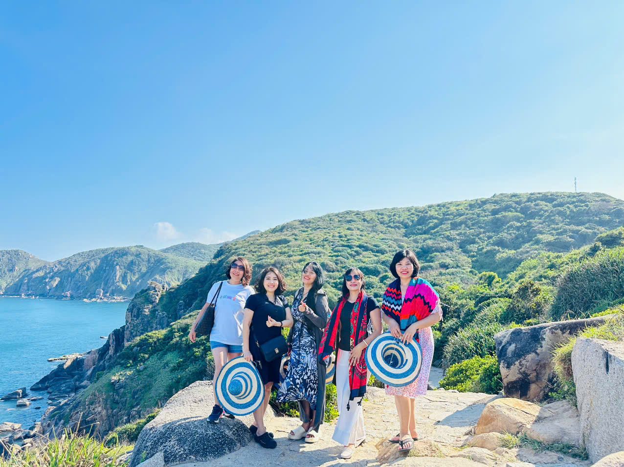 Tour tham quan Mũi Điện - Hòn Nưa - Phú Yên